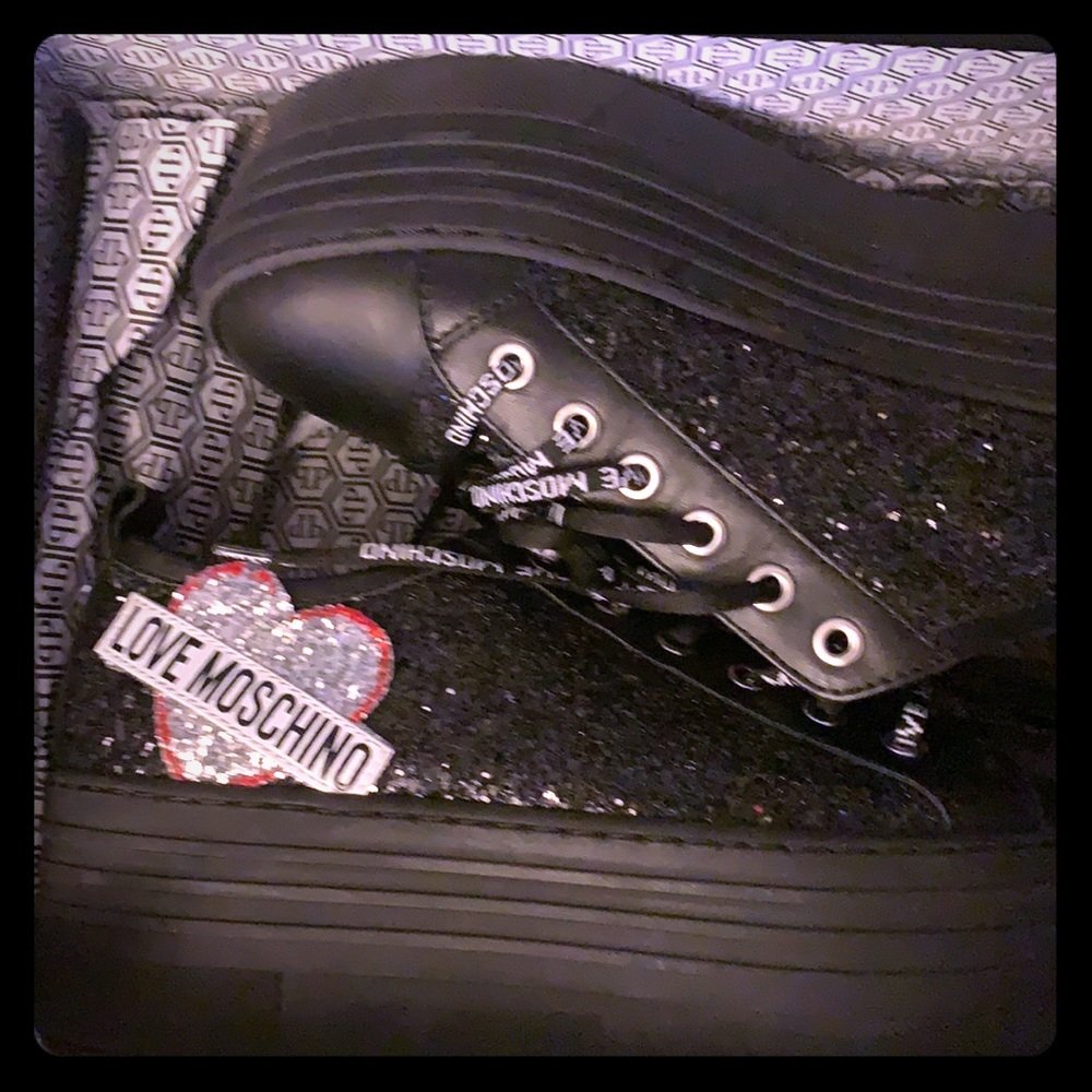 Love moschino platform sneakers